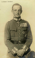 Leutnant Rudolf Windisch. Sanke 662. Glue mark around reverse edge.